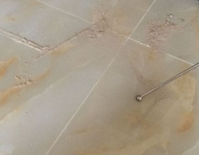 巩义瓷砖空鼓维修公司分享粘合剂选择不当在瓷砖铺贴过程中可能导致以下问题